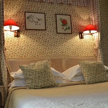 ホテル ヌイイ パーク ヌイイ＝シュル＝セーヌ