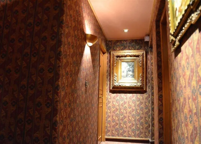 Park Hotel